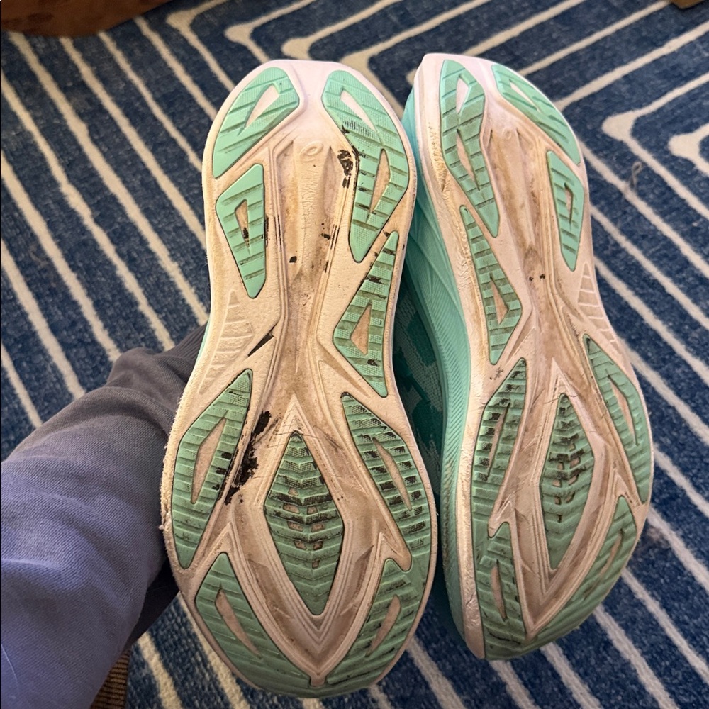 Men’s asics Superblast 2 GUC size 8.5 teal - Picture 3 of 5